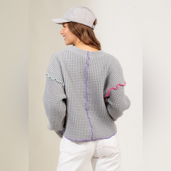 New In Colorful Trim Pullover Crew Neck Sweater- Size Large- NWT - Picture 2 of 12